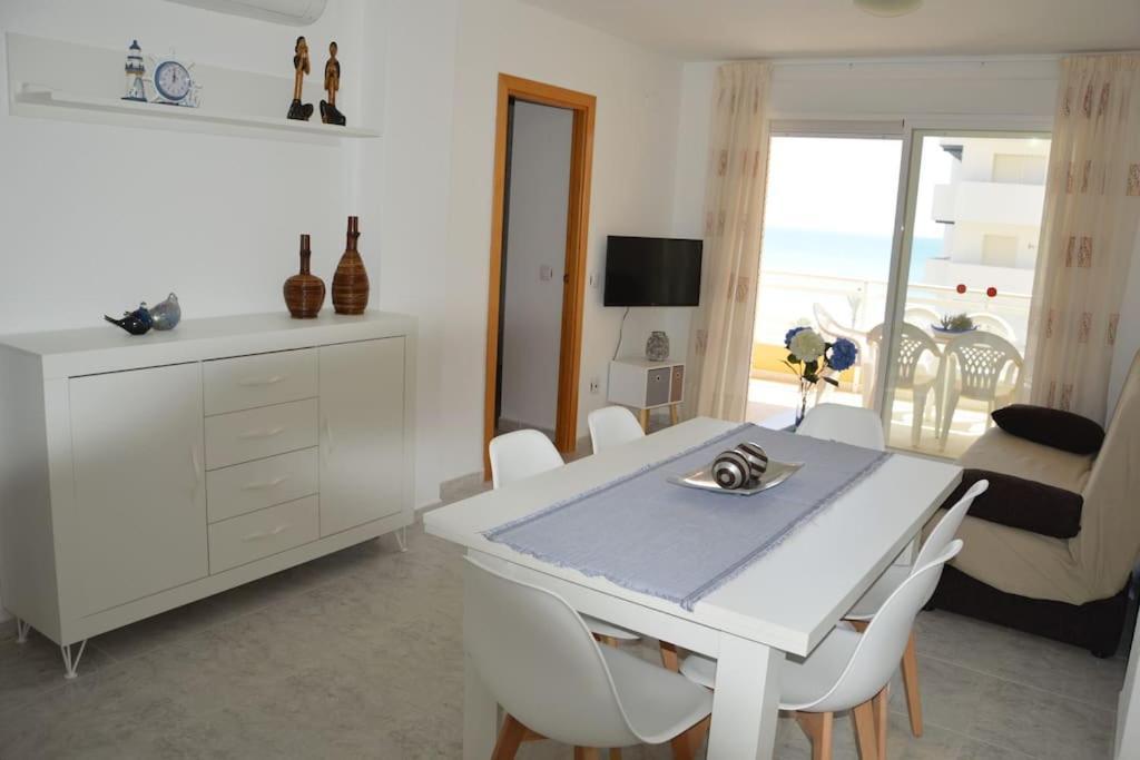 Apartamento Centrico En La Playa Con Piscina. Peñíscola Екстериор снимка