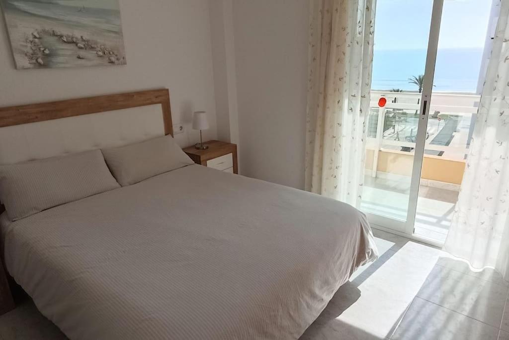Apartamento Centrico En La Playa Con Piscina. Peñíscola Екстериор снимка