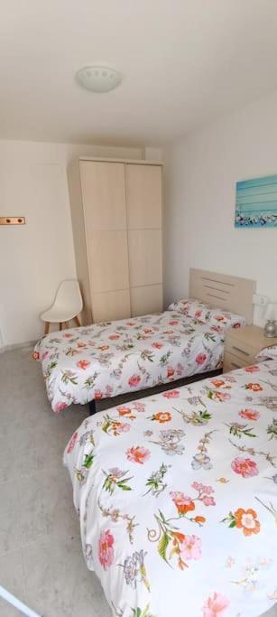 Apartamento Centrico En La Playa Con Piscina. Peñíscola Екстериор снимка