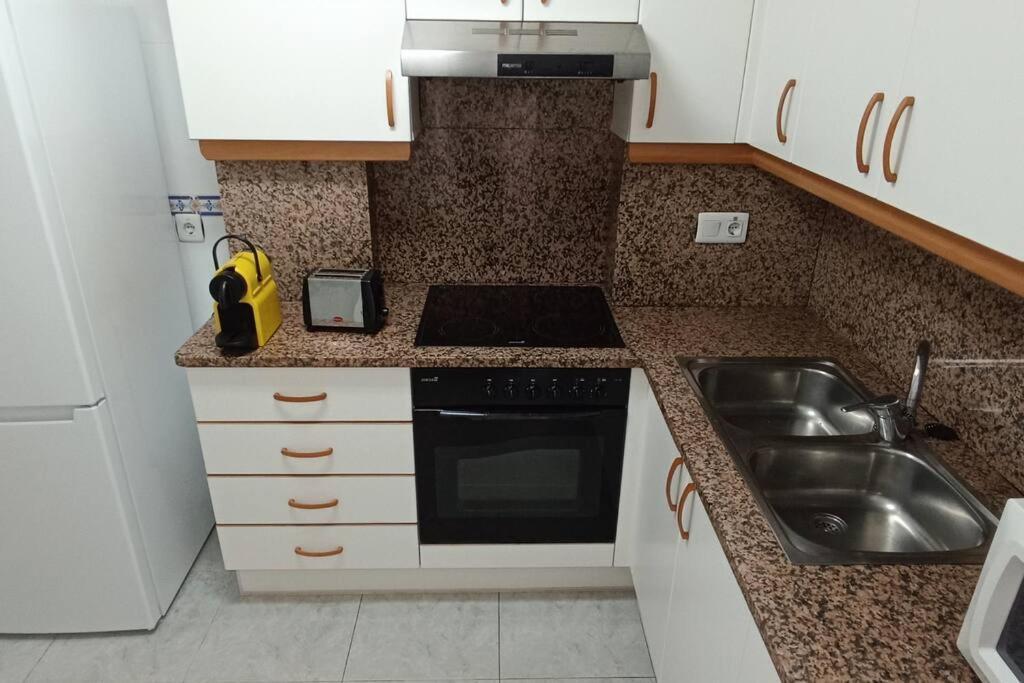 Apartamento Centrico En La Playa Con Piscina. Peñíscola Екстериор снимка